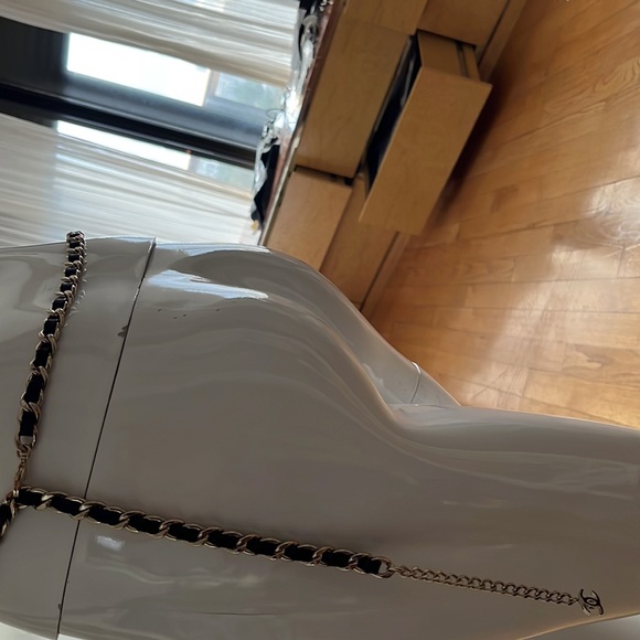 Authentic Chanel brand new with tags collectible novelty belt/cross body/chain - Picture 5 of 13